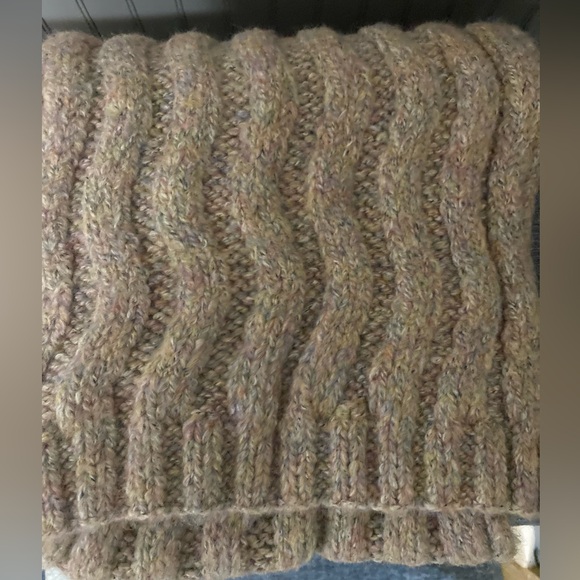 Urban Outfitters Wool Knit Scarf - Picture 2 of 4